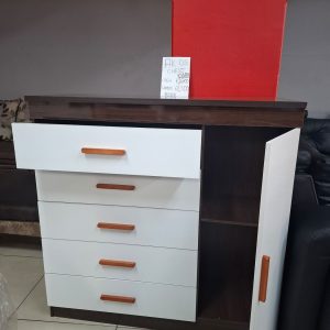 AK 05 Chest Of Drawers