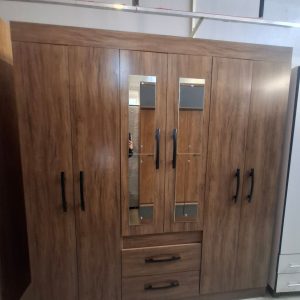 90906 wardrobe