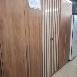 1171 - 6 Door Giant Wardrobe